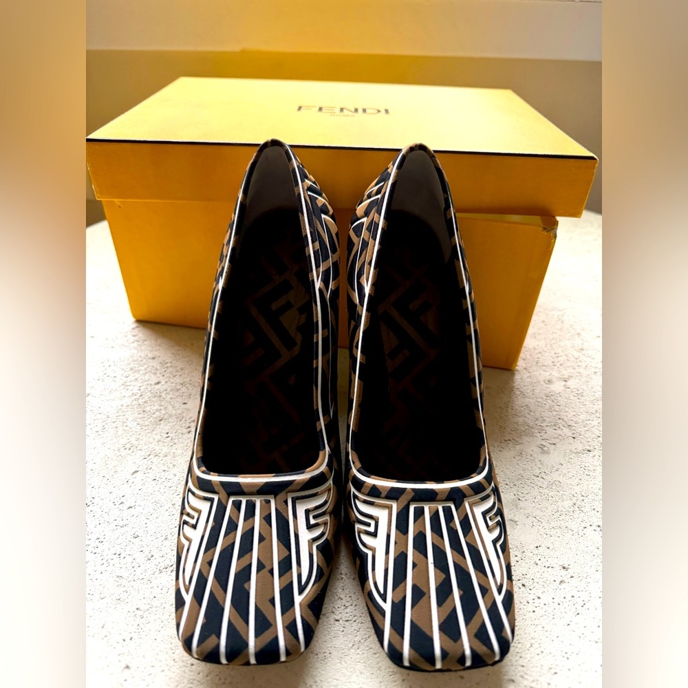 Fendi shoes new